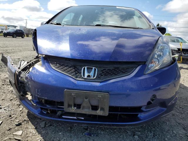 JHMGE87239S039560 - 2009 HONDA FIT BLUE photo 5