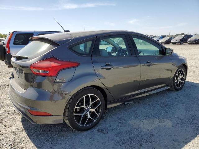 1FADP3K28GL315687 - 2016 FORD FOCUS SE GRAY photo 3