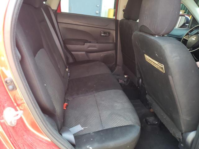 JA4AP3AU6GZ056172 - 2016 MITSUBISHI OUTLANDER ES RED photo 10