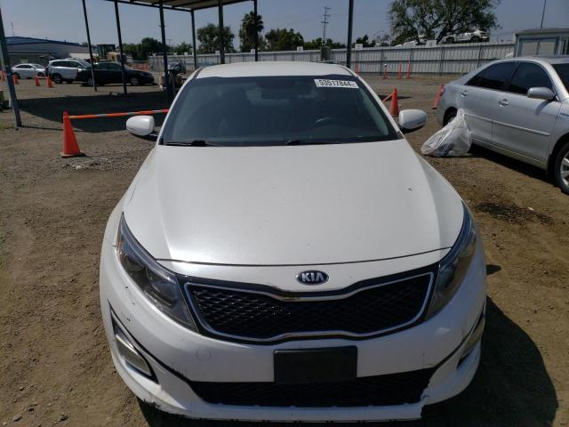 KNAGM4A79F5664747 - 2015 KIA OPTIMA LX WHITE photo 5