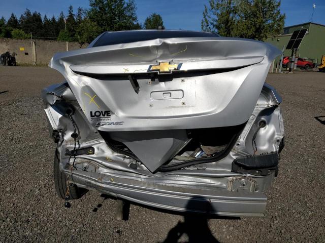 1G1JB5SH5J4117333 - 2018 CHEVROLET SONIC LS ვერცხლისფერი ფოტო 6