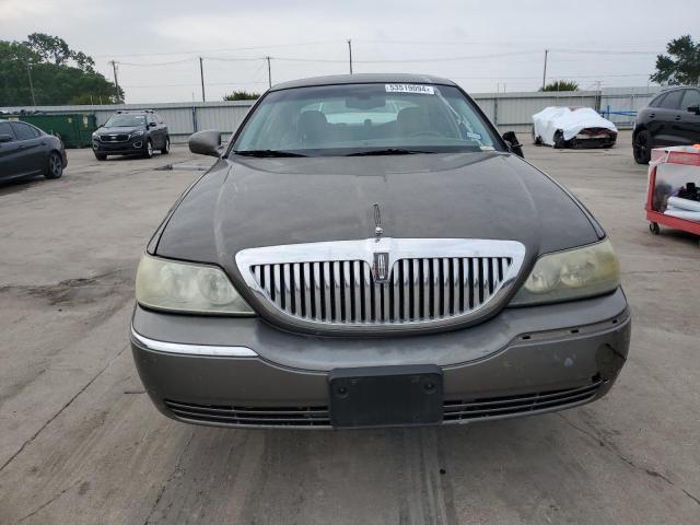 1LNHM81W74Y655669 - 2004 LINCOLN TOWN CAR EXECUTIVE GRAY photo 5