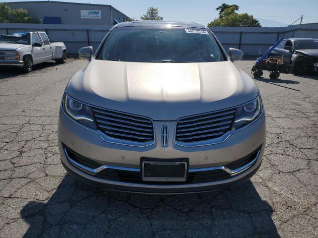 2LMPJ6LR8HBL37535 - 2017 LINCOLN MKX RESERVE TAN photo 5