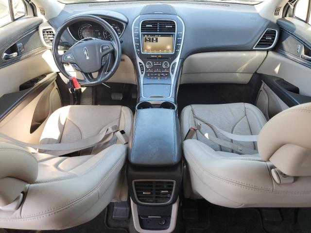 2LMPJ6LR8HBL37535 - 2017 LINCOLN MKX RESERVE TAN photo 8