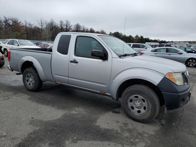 1N6BD06T75C432411 - 2005 NISSAN FRONTIER KING CAB XE SILVER photo 4