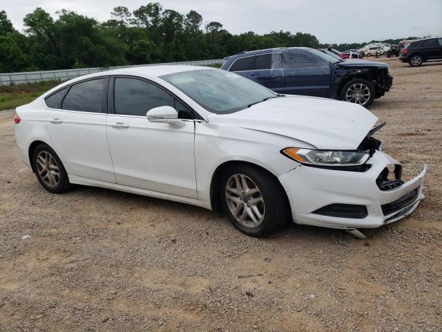 1FA6P0H7XE5391472 - 2014 FORD FUSION SE WHITE photo 4