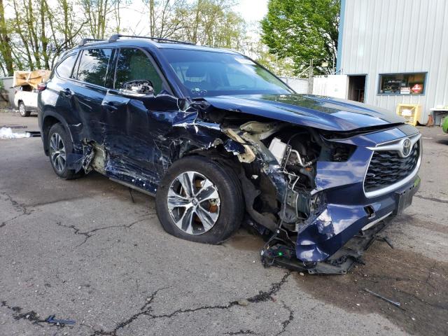 5TDGZRBH1NS223714 - 2022 TOYOTA HIGHLANDER XLE ლურჯი ფოტო 4