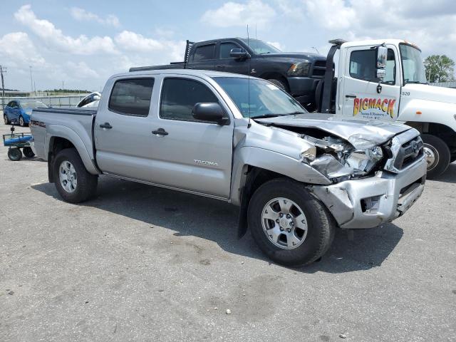 3TMJU4GN7EM172970 - 2014 TOYOTA TACOMA DOUBLE CAB PRERUNNER SILVER photo 4