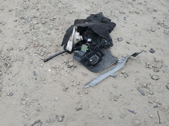 5TDHZRBH9NS570678 - 2022 TOYOTA HIGHLANDER XLE SILVER photo 13