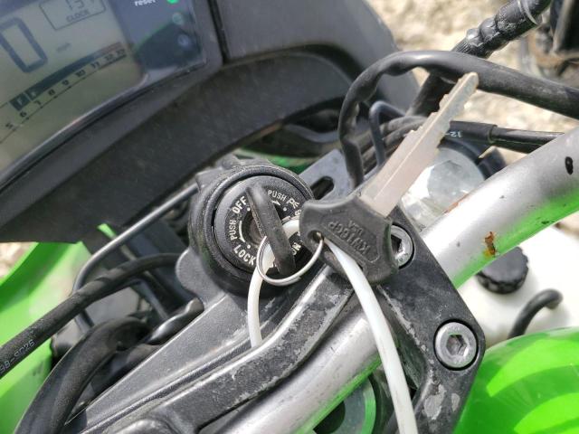 JKAEXEC149DA39549 - 2009 KAWASAKI EX650 C 绿色 照片 8