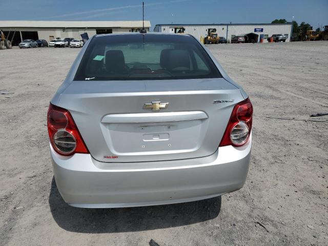 1G1JA5SH6F4128903 - 2015 CHEVROLET SONIC LS SILVER photo 6