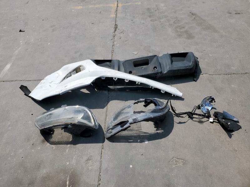 1GCGSCEN6L1152183 - 2020 CHEVROLET COLORADO LT WHITE photo 12