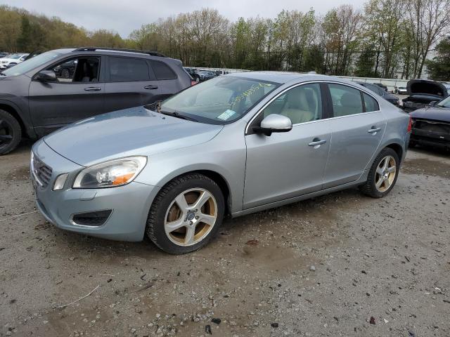 2013 VOLVO S60 T5, 