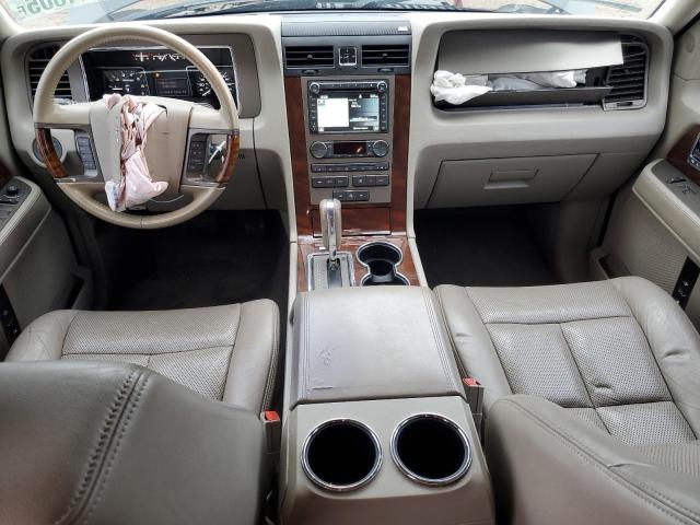 5LMJJ2J54DEL00732 - 2013 LINCOLN NAVIGATOR BLACK photo 8