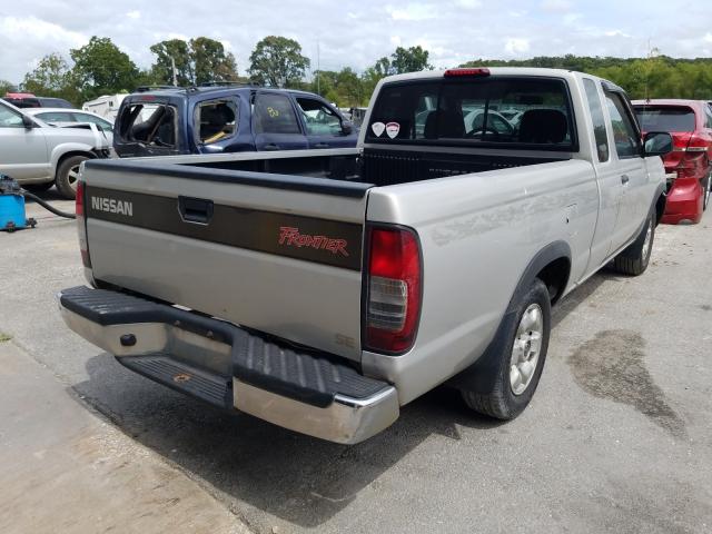 1N6DD26S9WC354310 - 1998 NISSAN FRONTIER KING CAB XE SILVER photo 4