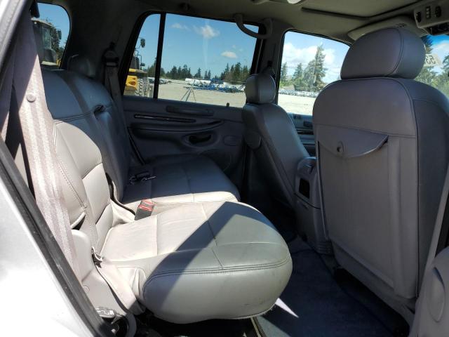 5LMFU28A6YLJ31167 - 2000 LINCOLN NAVIGATOR 银色 照片 11