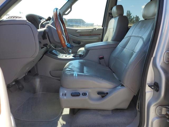 5LMFU28A6YLJ31167 - 2000 LINCOLN NAVIGATOR 银色 照片 7