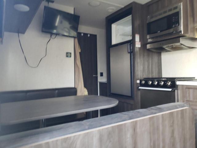 58TBH0BN4K26F3116 - 2018 JAYCO RV WHITE photo 6