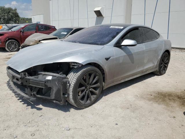 5YJSA1E27HF210792 - 2017 TESLA MODEL S ვერცხლისფერი ფოტო 1