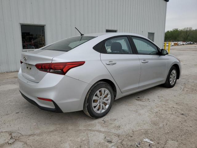 3KPC24A36KE079594 - 2019 HYUNDAI ACCENT SE Plata foto 3