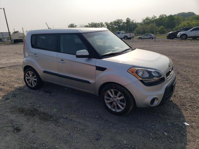 KNDJT2A68D7503458 - 2013 KIA SOUL + SILVER photo 4