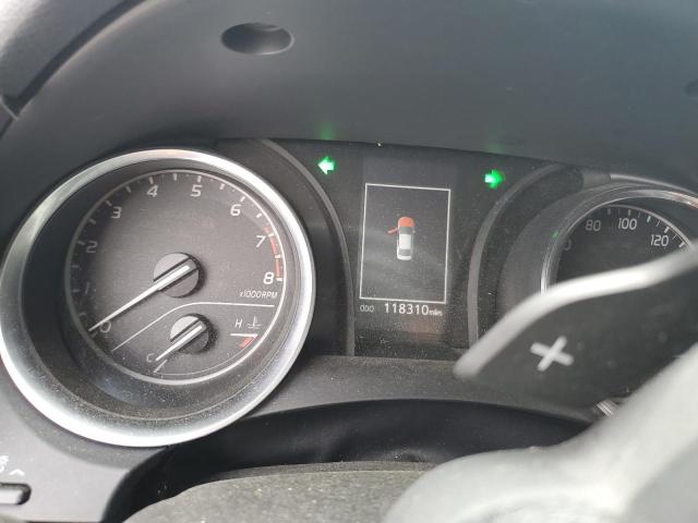 4T1B11HK9JU596491 - 2018 TOYOTA CAMRY L WHITE photo 9