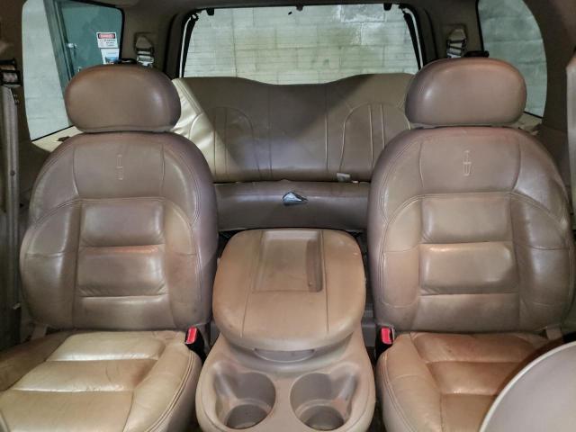 5LMPU28A0XLJ36237 - 1999 LINCOLN NAVIGATOR 黑色 照片 10