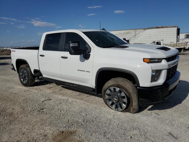 2GC4YME76P1722630 - 2023 CHEVROLET SILVERADO K2500 CUSTOM WHITE photo 4