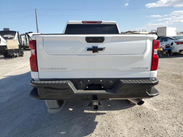 2GC4YME76P1722630 - 2023 CHEVROLET SILVERADO K2500 CUSTOM WHITE photo 6