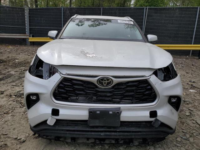 5TDGZRBHXNS591325 - 2022 TOYOTA HIGHLANDER XLE WHITE photo 5