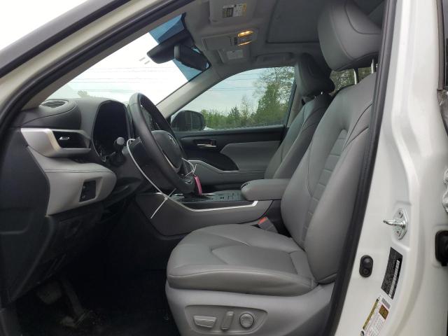 5TDGZRBHXNS591325 - 2022 TOYOTA HIGHLANDER XLE WHITE photo 7