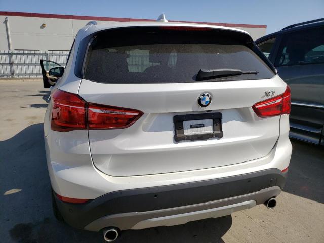 WBXHT3C3XJ5K25406 - 2018 BMW X1 XDRIVE28I WHITE photo 6