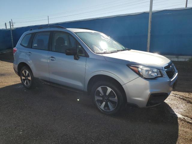 JF2SJABC7JH482537 - 2018 SUBARU FORESTER 2.5I SILVER photo 4