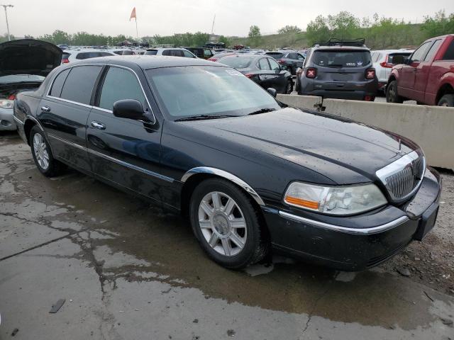 2LNBL8EV5BX765529 - 2011 LINCOLN TOWN CAR EXECUTIVE L BLACK photo 4
