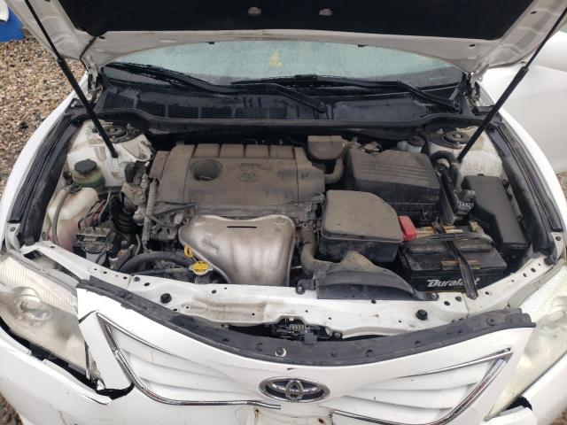 4T1BF3EK3BU675108 - 2011 TOYOTA CAMRY BASE WHITE photo 11