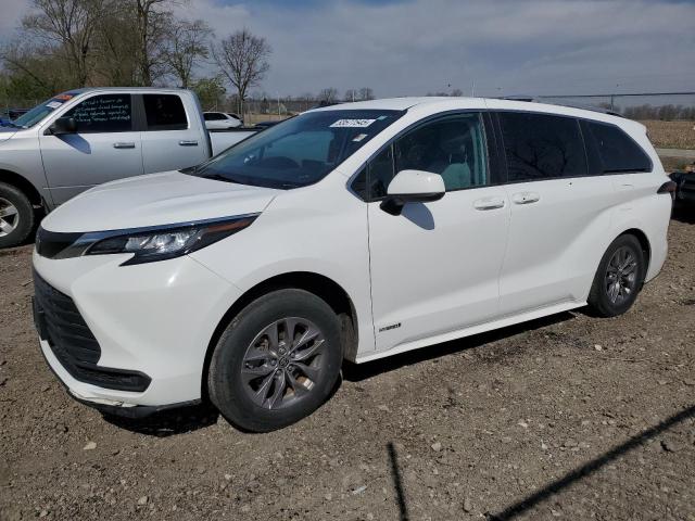2021 TOYOTA SIENNA LE, 