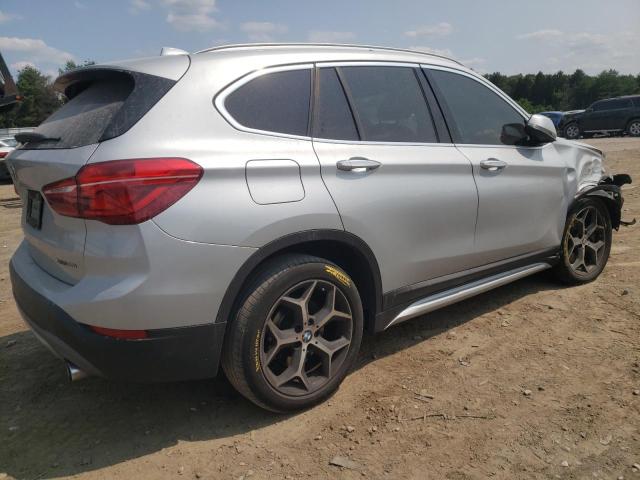 WBXHT3C37J5L34101 - 2018 BMW X1 XDRIVE28I SILVER photo 3