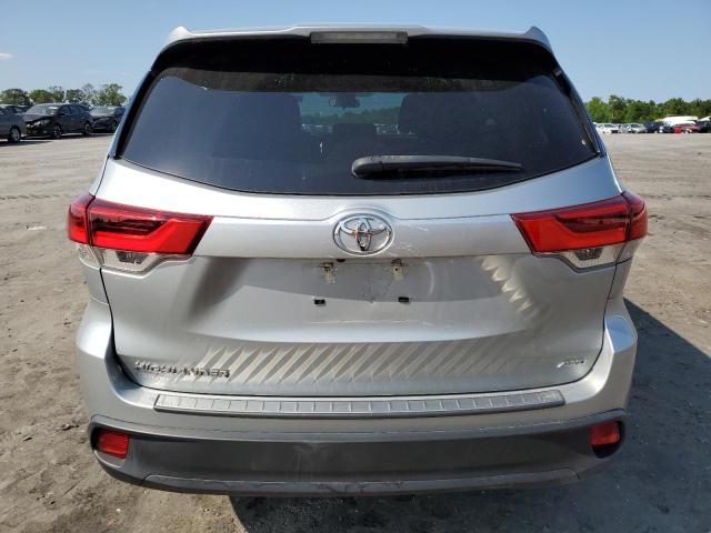 5TDBZRFH0KS729888 - 2019 TOYOTA HIGHLANDER LE SILVER photo 6