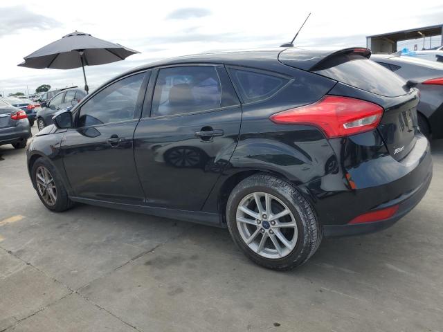 1FADP3K21JL223134 - 2018 FORD FOCUS SE BLACK photo 2