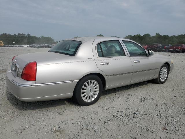 1LNHM81W33Y613546 - 2003 LINCOLN TOWN CAR EXECUTIVE SILVER photo 3