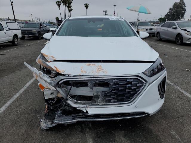 KMHC05LC2LU233970 - 2020 HYUNDAI IONIQ LIMITED WHITE photo 5