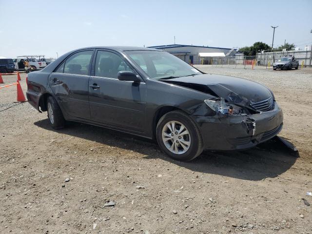 4T1BF32K15U091069 - 2005 TOYOTA CAMRY LE BLACK photo 4