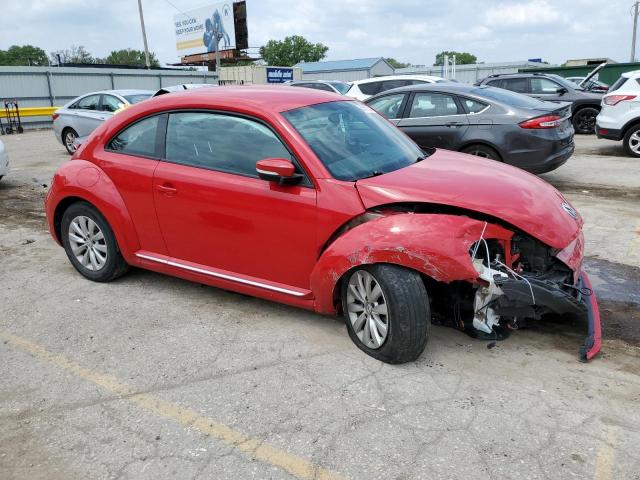 3VWFD7AT1KM708271 - 2019 VOLKSWAGEN BEETLE S RED photo 4