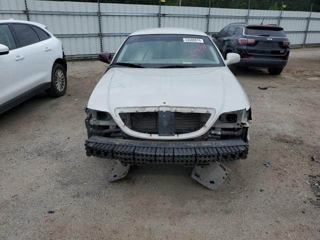 1LNHM81W64Y680451 - 2004 LINCOLN TOWN CAR EXECUTIVE WHITE photo 5