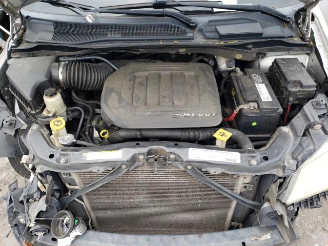 2D4RN3DG2BR627358 - 2011 DODGE GRAND CARA MAINSTREET SILVER photo 12