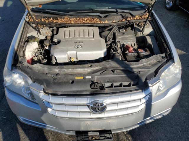 4T1BK36B95U011829 - 2005 TOYOTA AVALON XL SILVER photo 11