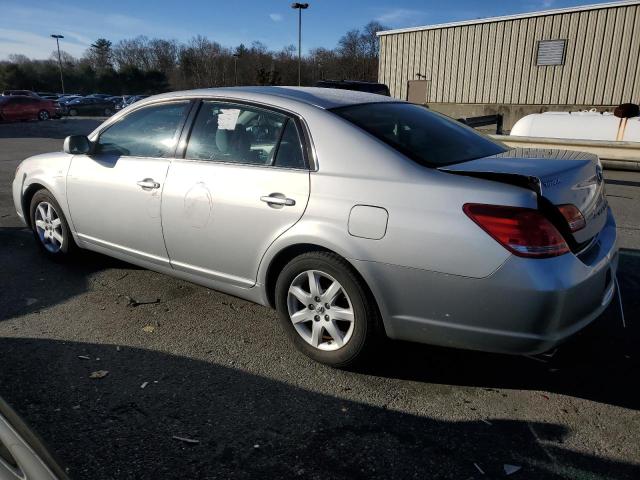 4T1BK36B95U011829 - 2005 TOYOTA AVALON XL SILVER photo 2