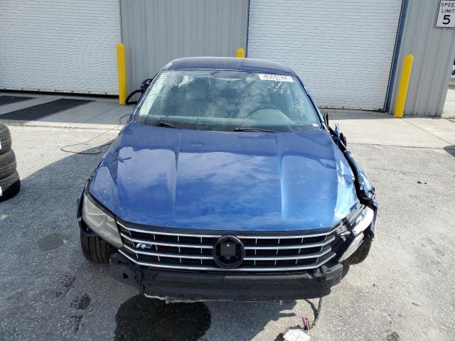 1VWDT7A38HC064353 - 2017 VOLKSWAGEN PASSAT R-LINE Mavi foto 5