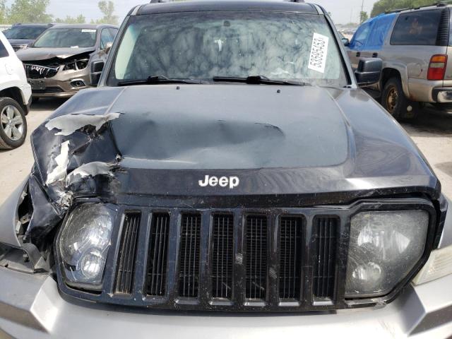 1J4PN3GK2BW502298 - 2011 JEEP LIBERTY RENEGADE BLACK photo 5