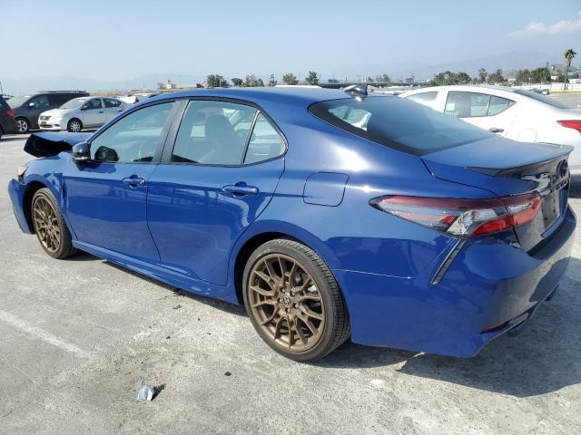 4T1T11AK3PU117022 - 2023 TOYOTA CAMRY SE NIGHT SHADE BLUE photo 2